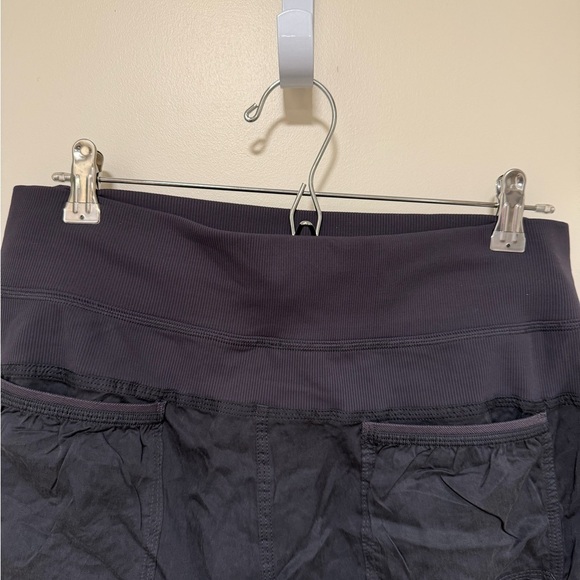 lululemon athletica Charcoal Ruched Capris - Picture 9 of 10